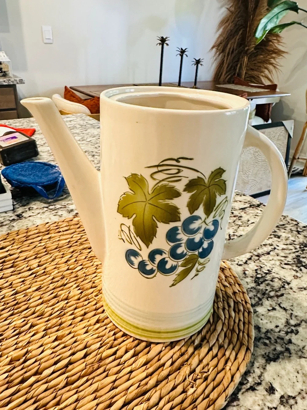 Vintage Ronstone Blue Grapes Ceramic Coffee Pot / Pitcher – Made in Japan - Picture 4 of 6